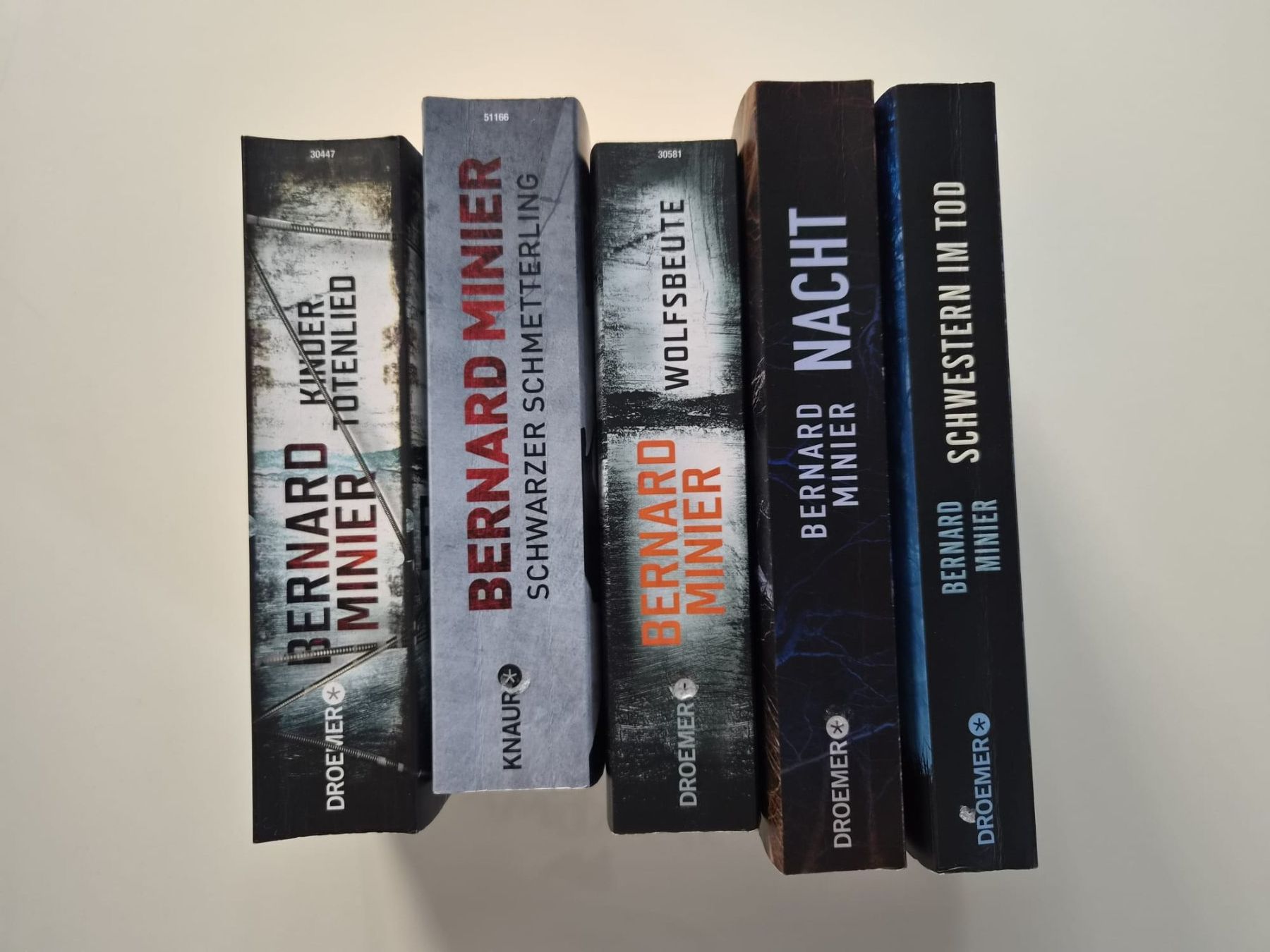 Bücher: 5x Bernard Minier Thriller – Gebraucht aus Amriswil von Alfaromeo007 2