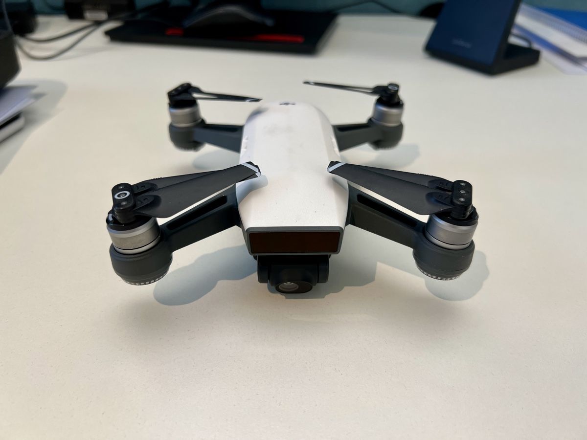 DJI Videocamere: Drohne DJI Spark Fly More Combo Weiss – Usato da Rosshäusern venduto da roeschti07 2