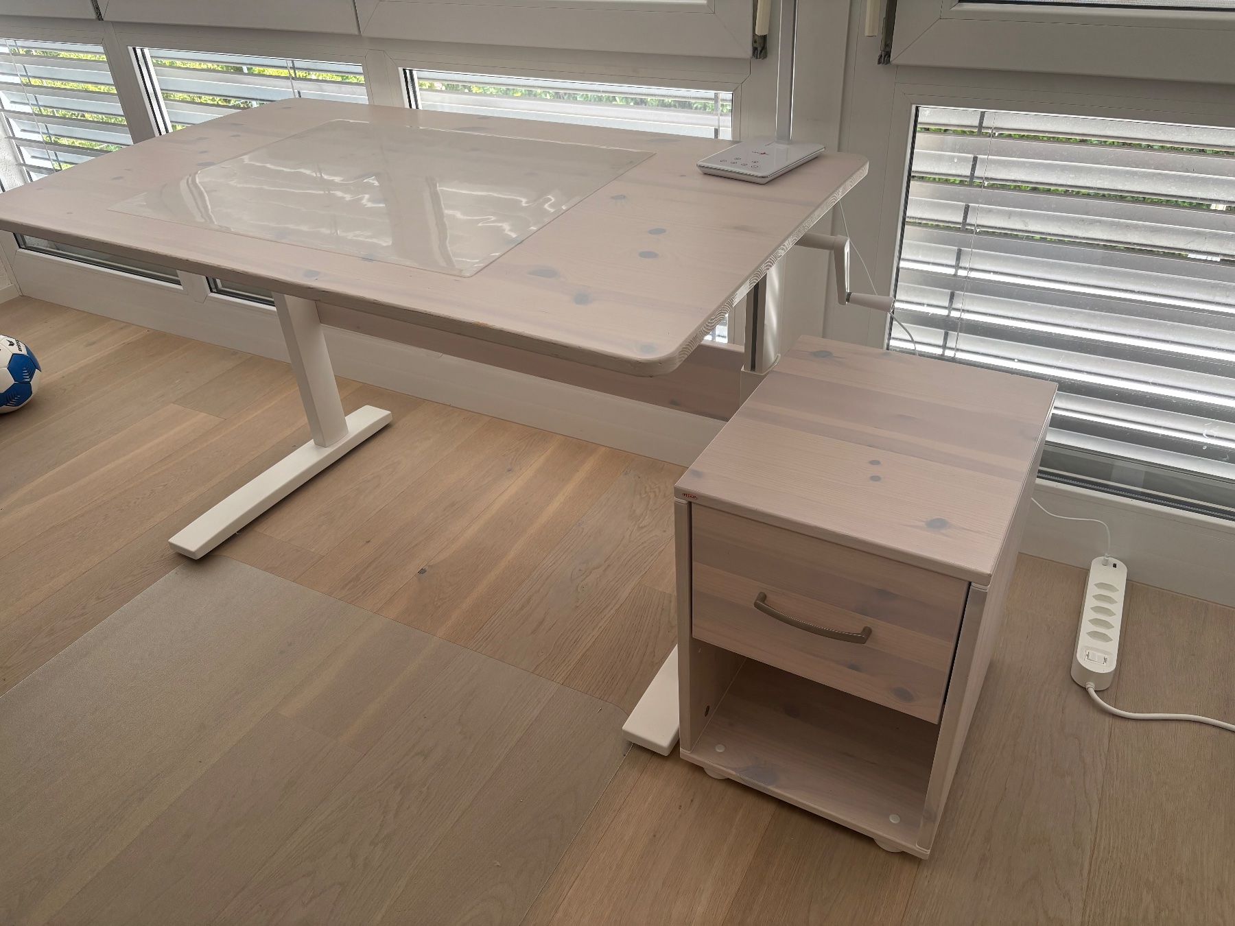 Schreibtische: Flexa Classic Schreibtisch weiss – Gebraucht aus Uetikon am See von Sam016 1