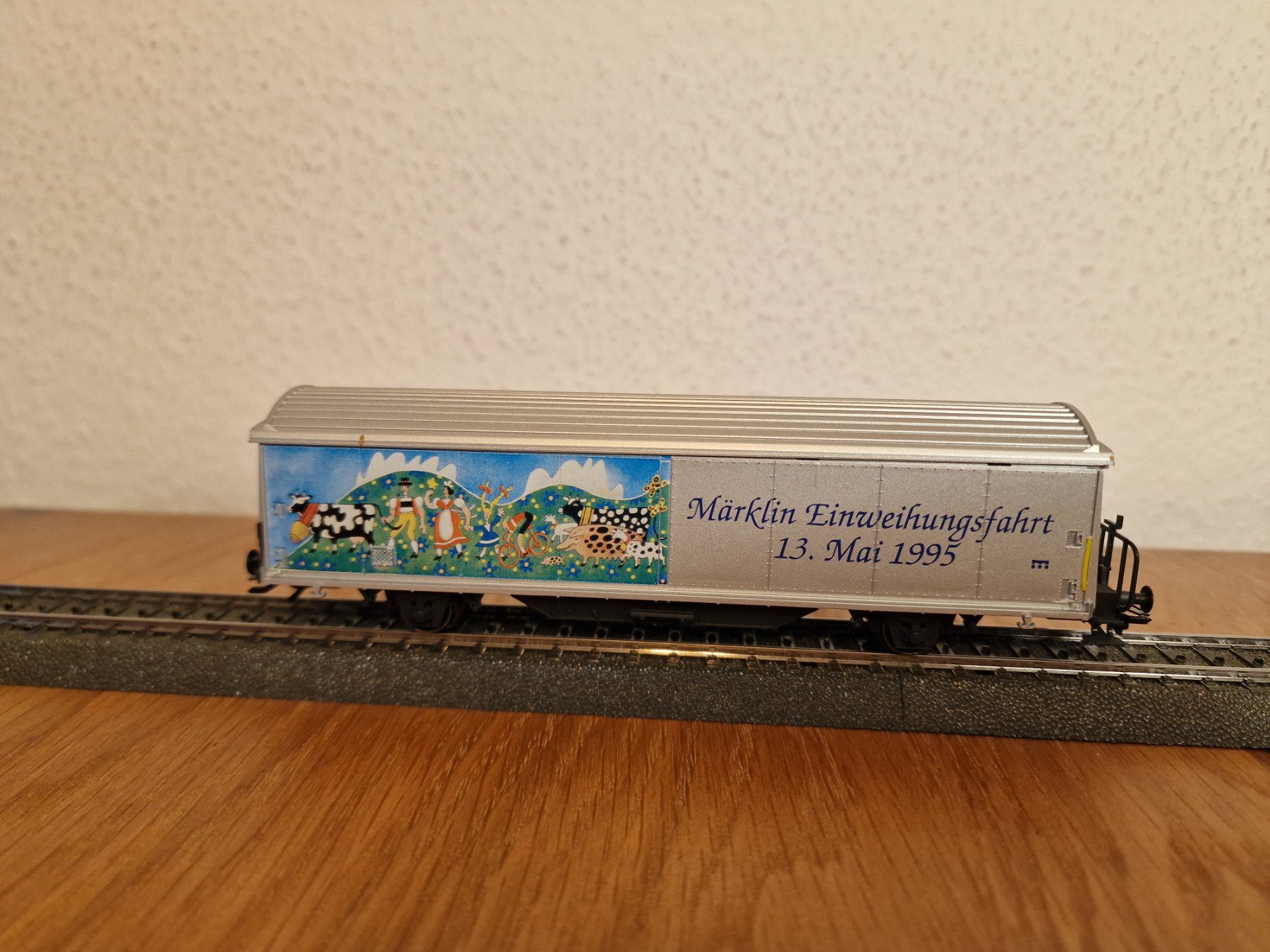 Märklin Modellini di ferrovie: Märklin Sonderwagen Einweihung H0 – Usato da Matten b. Interlaken venduto da lor_hr9w 1