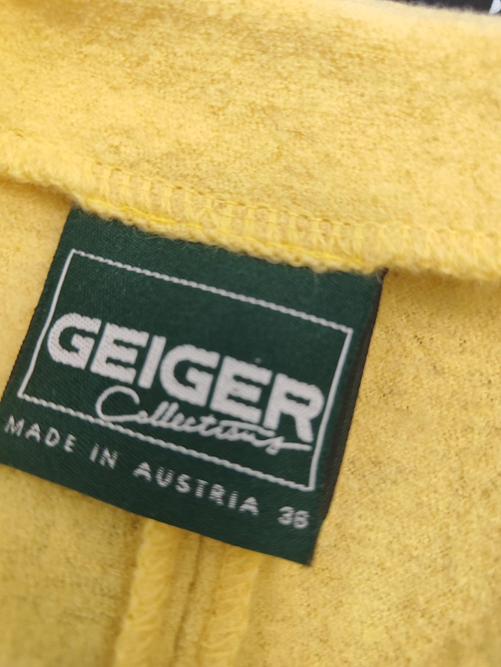 Giacche: Wolle Jacke GR 38 – Usato da Langnau am Albis venduto da Judithsebi 1