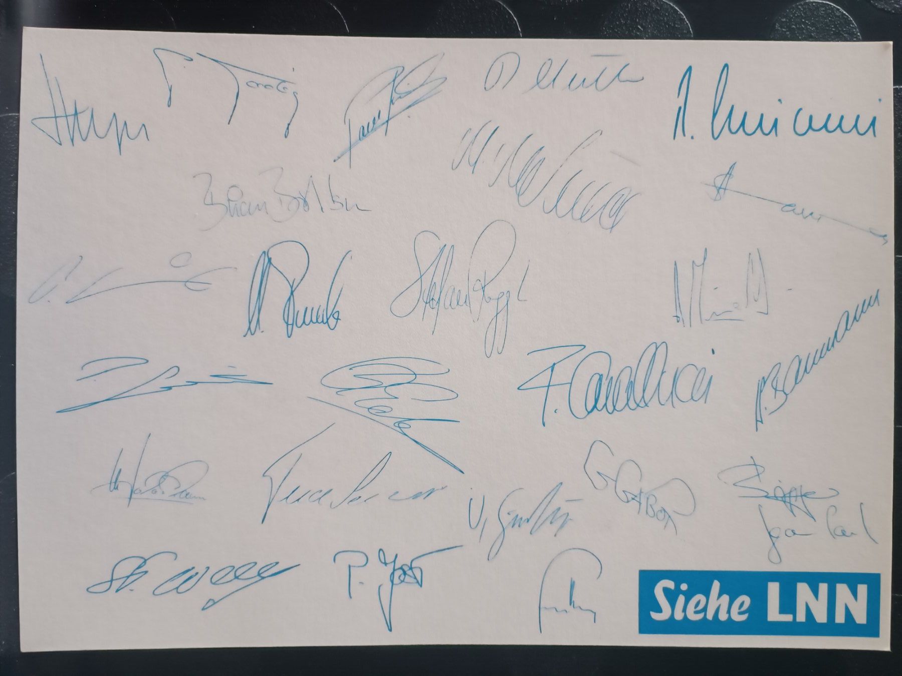 Autografi: FC Luzern - Mannschaft Autogrammkarte 1994/95 – Usato da Menziken venduto da Artographs 1