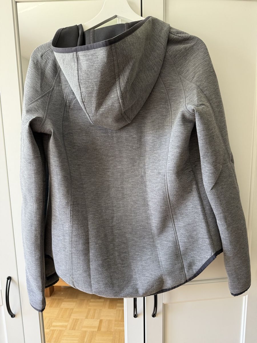 Tchibo Giacche: Active by Tchibo Sportjacke, Grau, XS – Usato da Muri b. Bern venduto da mar_q2qr 3