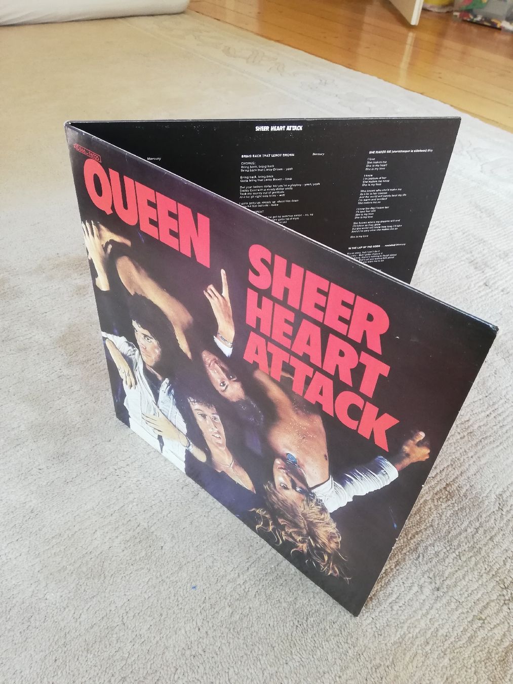 Schallplatten: Queen - Sheer Heart Attack – Gebraucht aus Dornach von