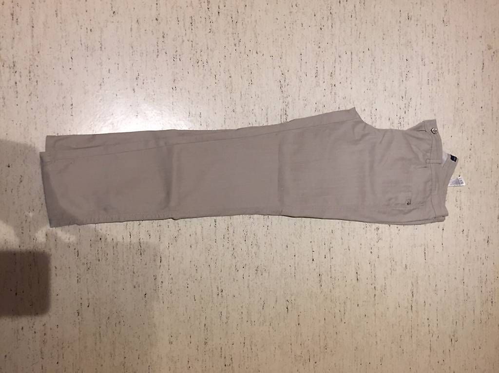 Pantaloni: Hellgraue Damenhose (42) – Usato da Montlingen venduto da jos_2rwv 1