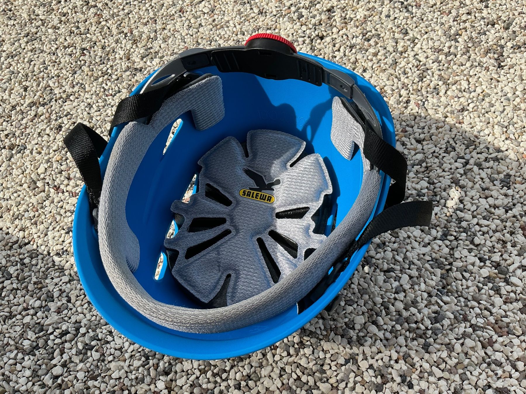 Helme: SALEWA Damen - Kletterhelm – Neu (gemäss Beschreibung) aus Aesch BL von Fortexx 2