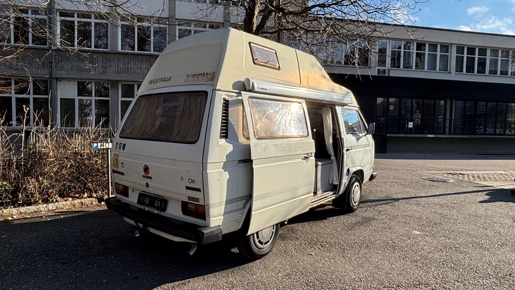 VW Véhicules de camping: VW Typ 2 Joker Westfalia – D'occasion à Biel/Bienne par schnl 4
