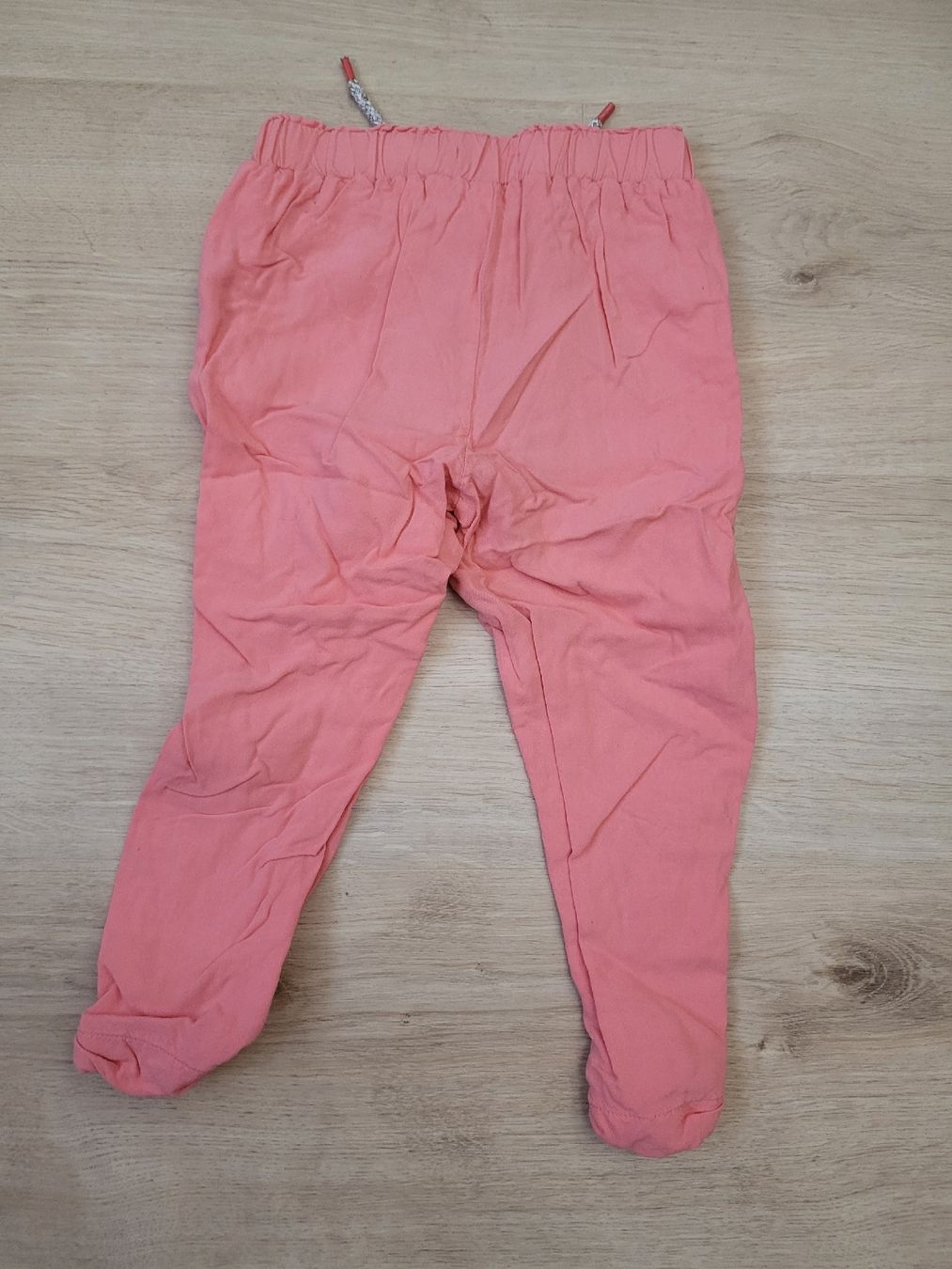 Esprit Pantaloni: Sommerhose esprit Gr. 92 – Usato da Lupsingen venduto da sta_wgg5 3