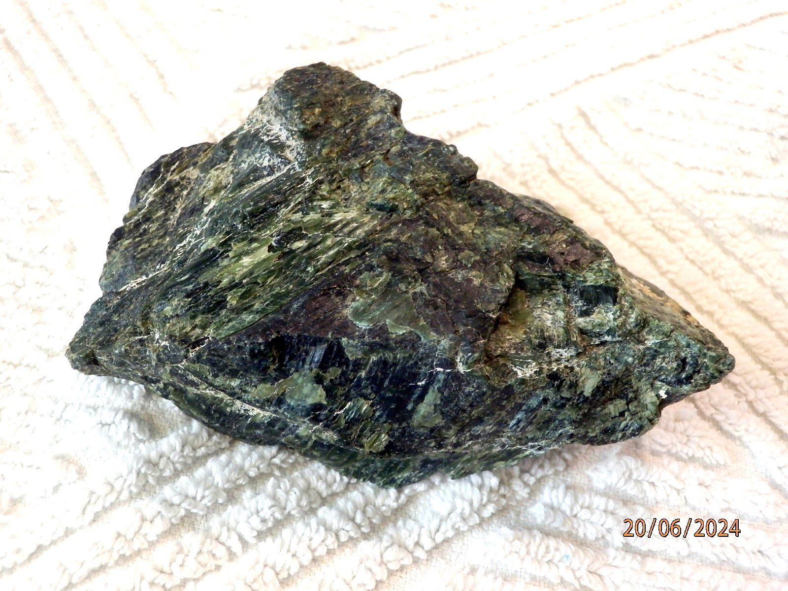 Pierres & tuiles: Natursteine, Granit, Griphit, Bergquarz oder?? – D'occasion à Ueberstorf par dinbau 1