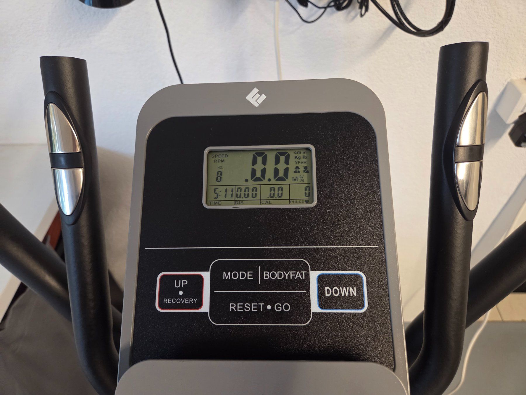 Hometrainer: Cross-Trainer von FIT Engine - neuwertig – Usato da Kaltbrunn venduto da Metheia 3