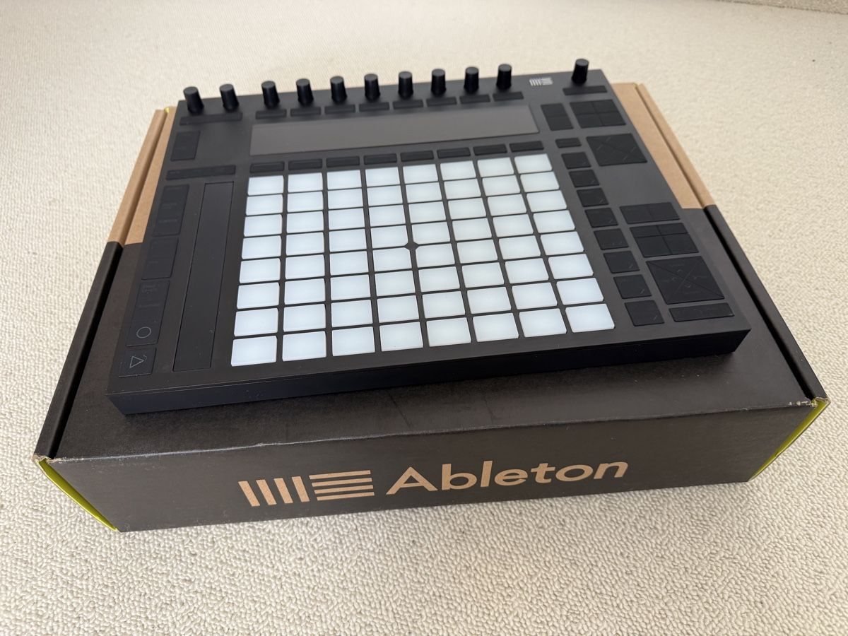 Console di mixaggio: Ableton Push 2 + Live 10 Suite – Usato da Zürich venduto da leenvogel70