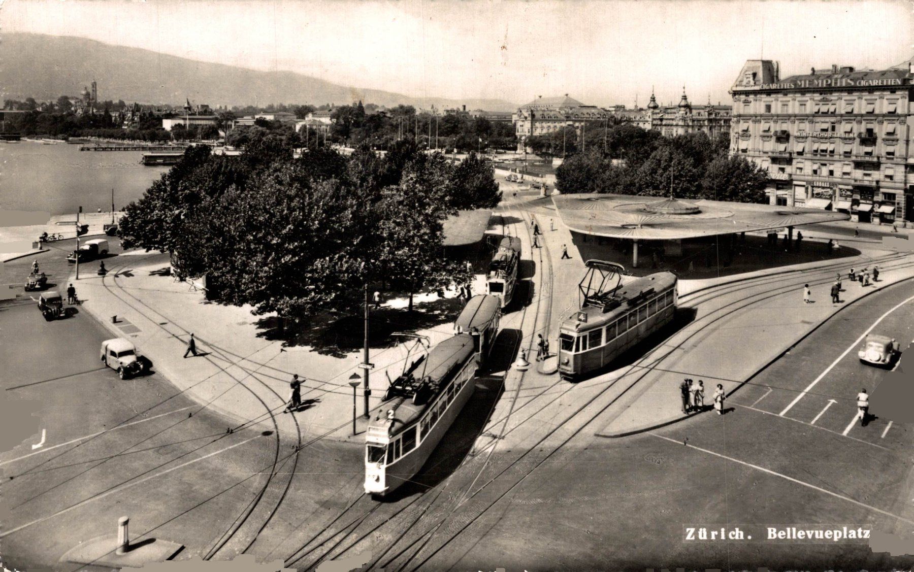Cartoline postali: Zürich. Bellevueplatz mit Trams, Autos – Usato da Bronschhofen venduto da Astore