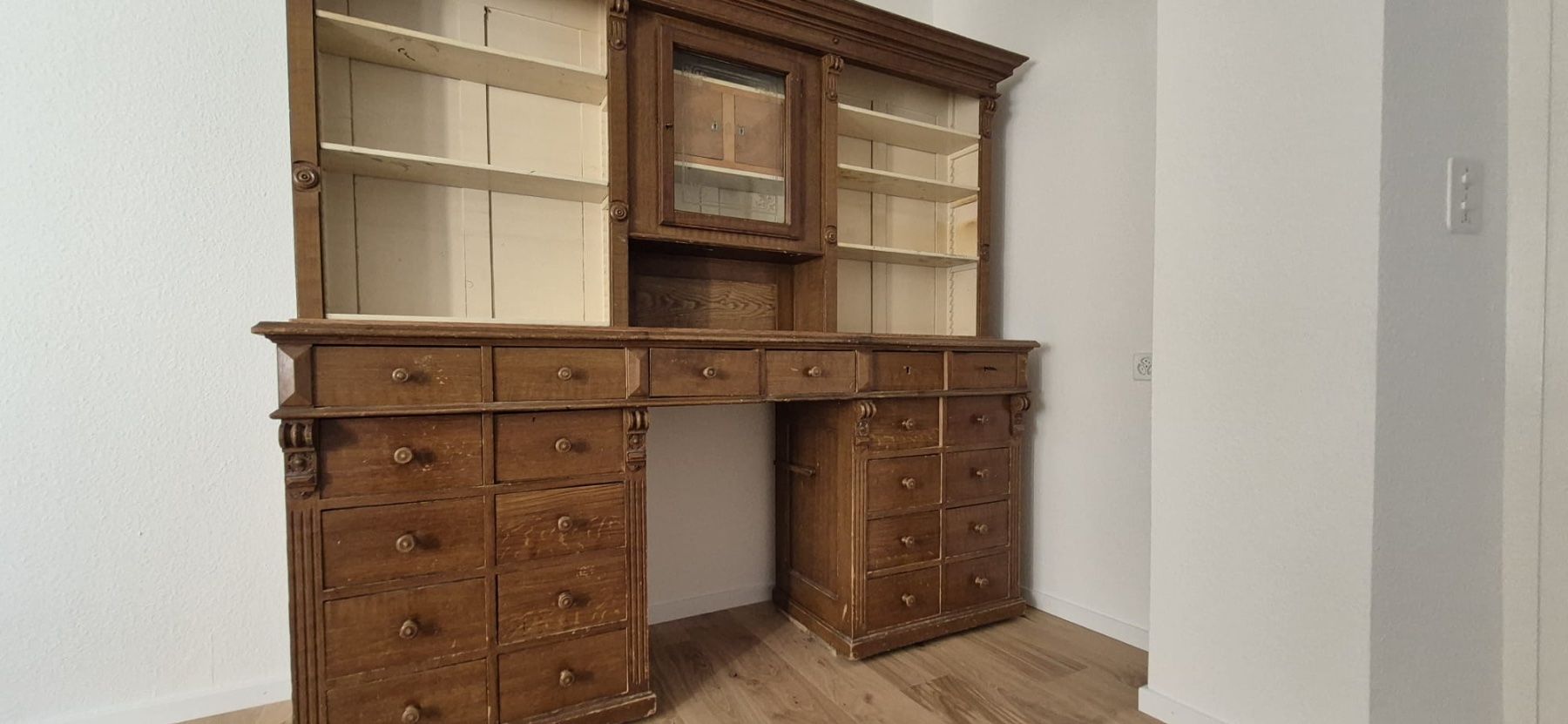 Armadi: Apotheker Schrank – Usato da Uster venduto da fairdeal2025 3