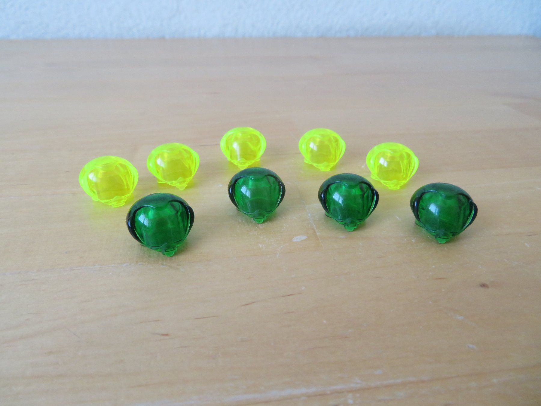 Lego Spielzeuge: LEGO Ergänzung "Insectoid Helme" – Gebraucht aus Zürich von piroma 1