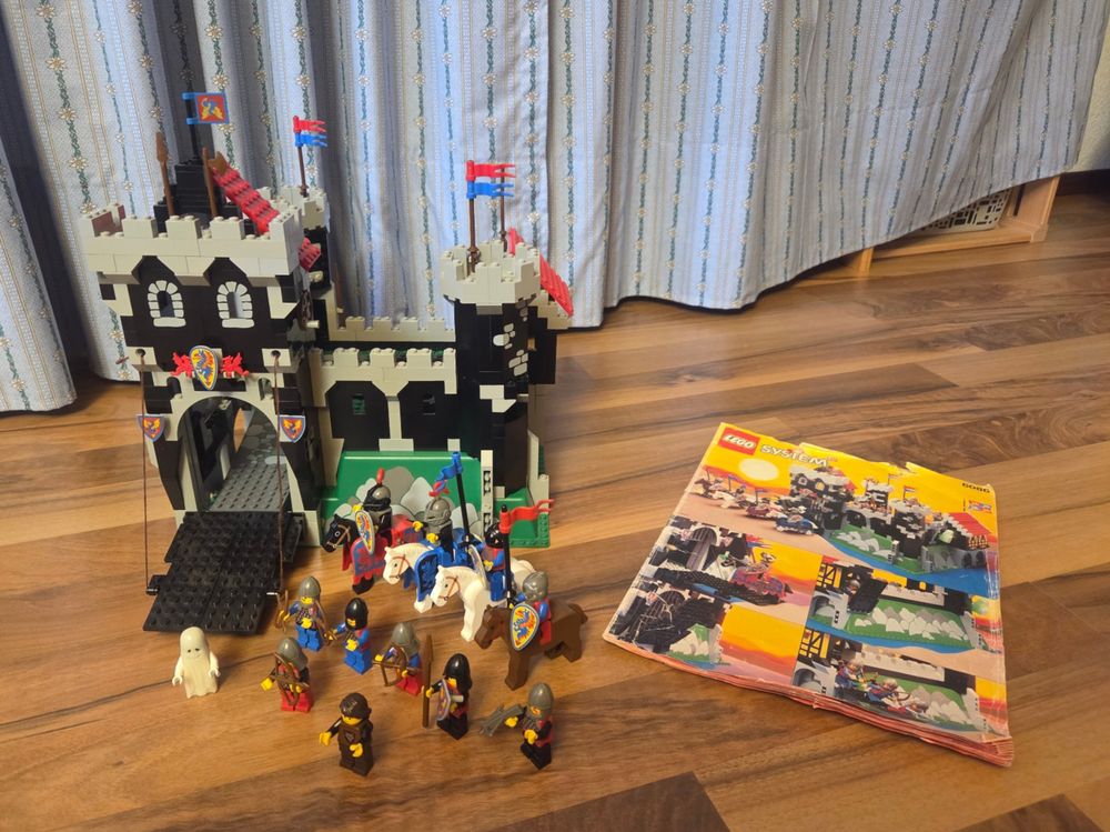 Lego System Ritterburg 6086 Burg des schwarzen Ritters (Gebraucht) in ...