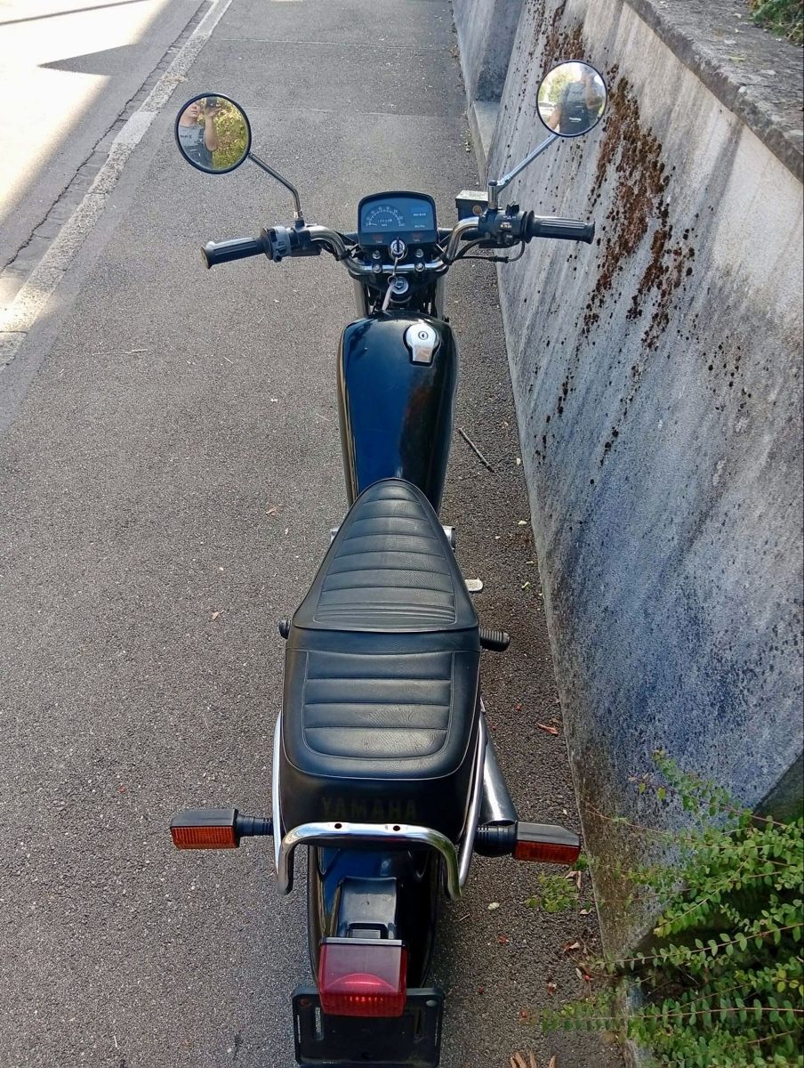 Yamaha Strada: Yamaha SR 125 – Usato da zürich venduto da Papalagi2 3