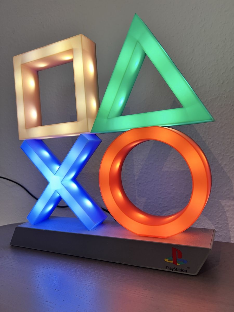 Lampade: Playstation Lampe Symbol – Usato da Luzern venduto da noke 1