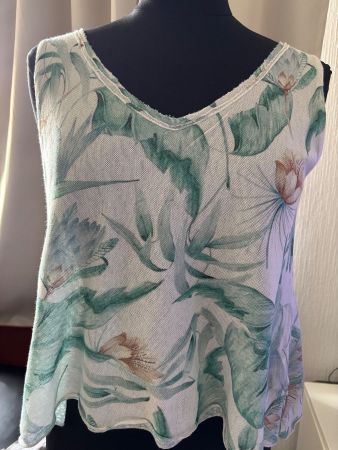 Débardeur réversible NILE, taille S 100%coton très bon état.