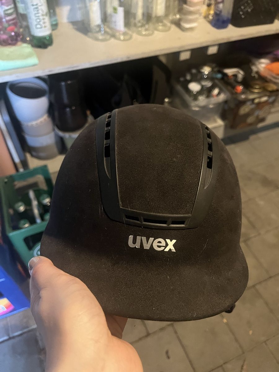 Caschi: UVEX Reithelm XS-S schwarz – Usato da Au SG venduto da fab_7wnx