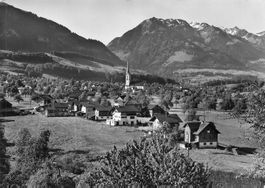 Kerns (OW) Dorfblick von Kerns am Fuss des Pilatus G