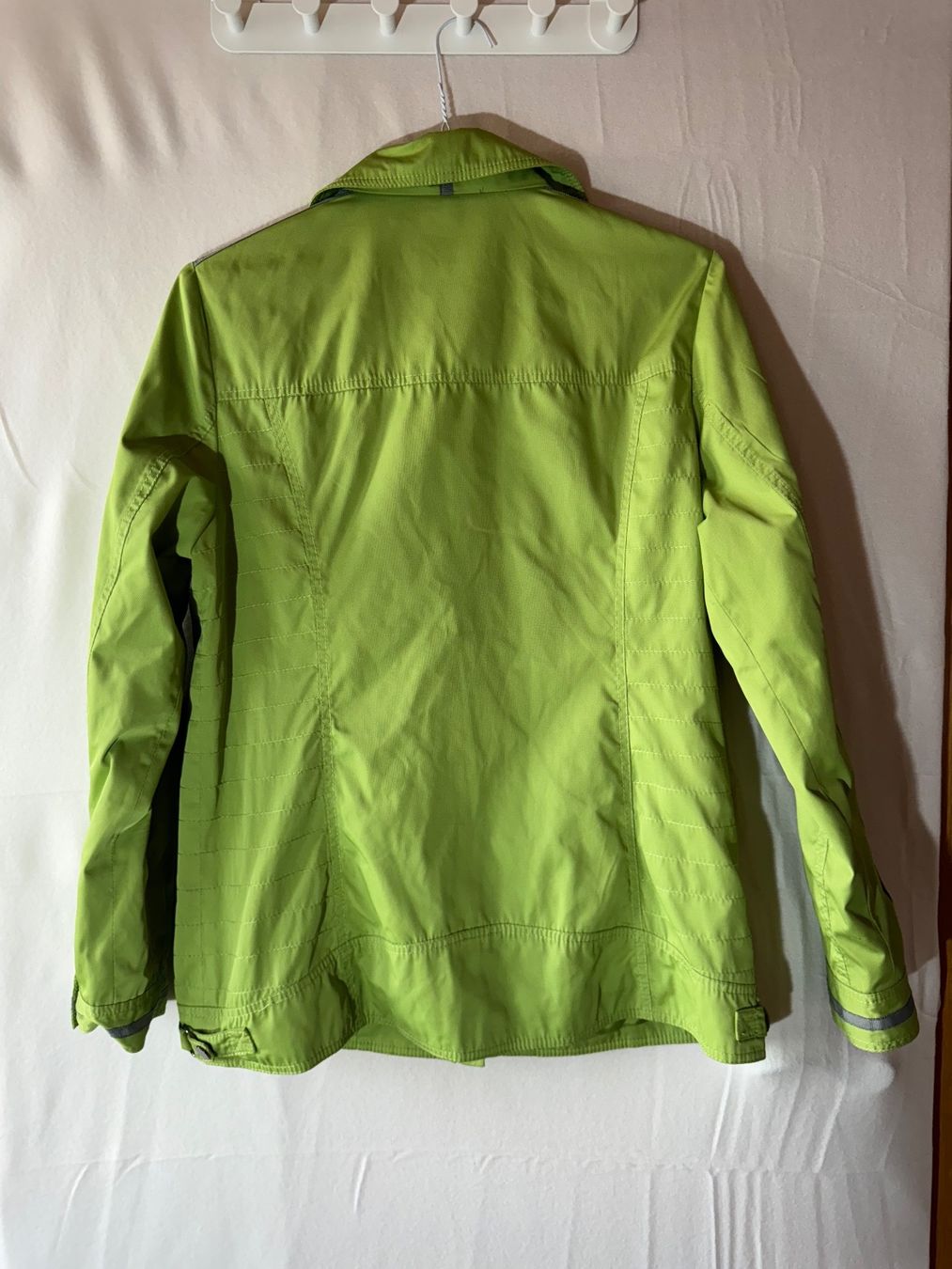 Giacche: Schöne grüne Damen-Jacke Gr 40 – Usato da Grosswangen venduto da second_hand_dress 4