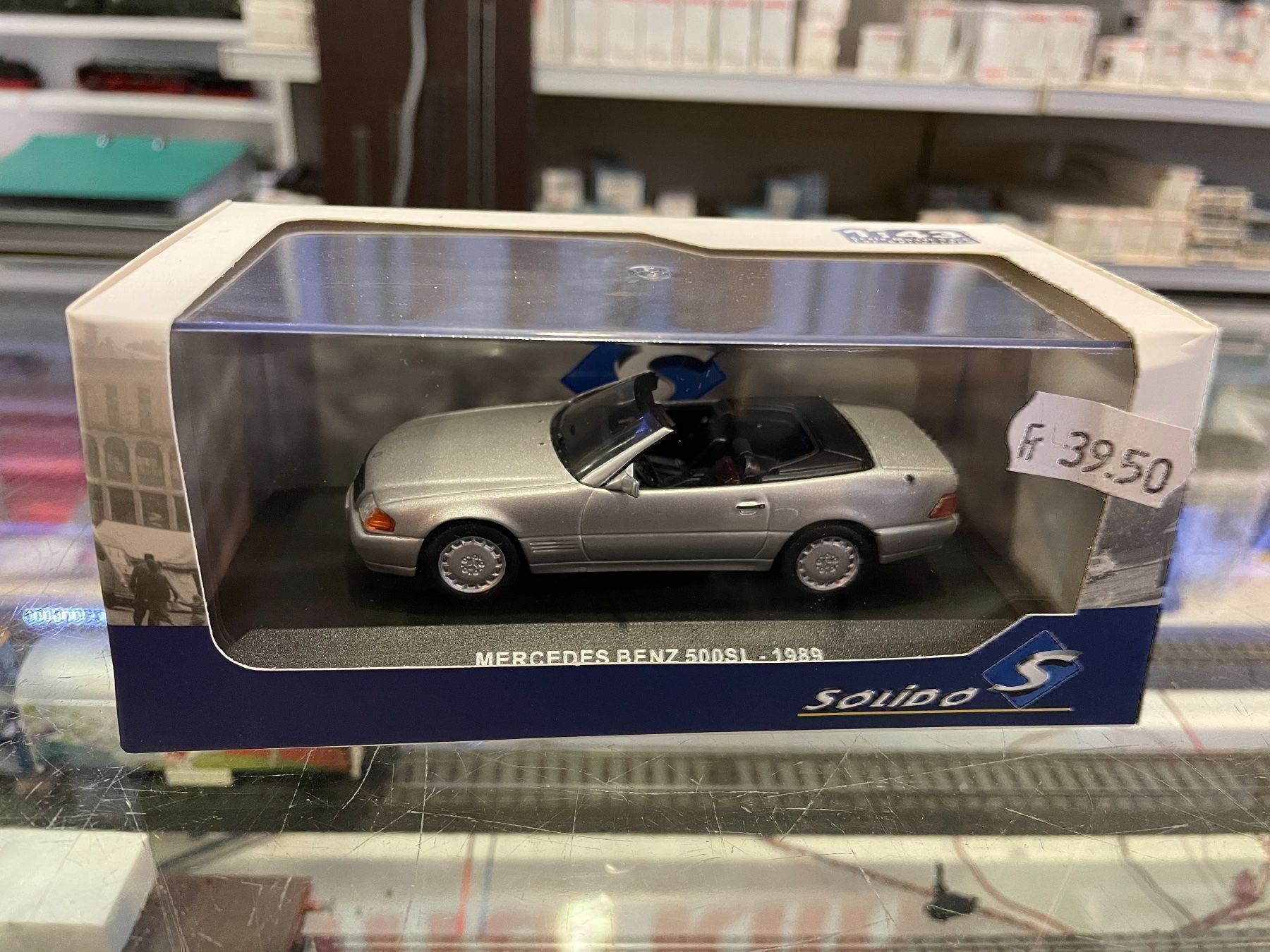 Solido Modellautos: Solido 1:43 Mercedes 500SL 1989 – Neu und originalverpackt aus Chiasso von Carrara-Modellismo