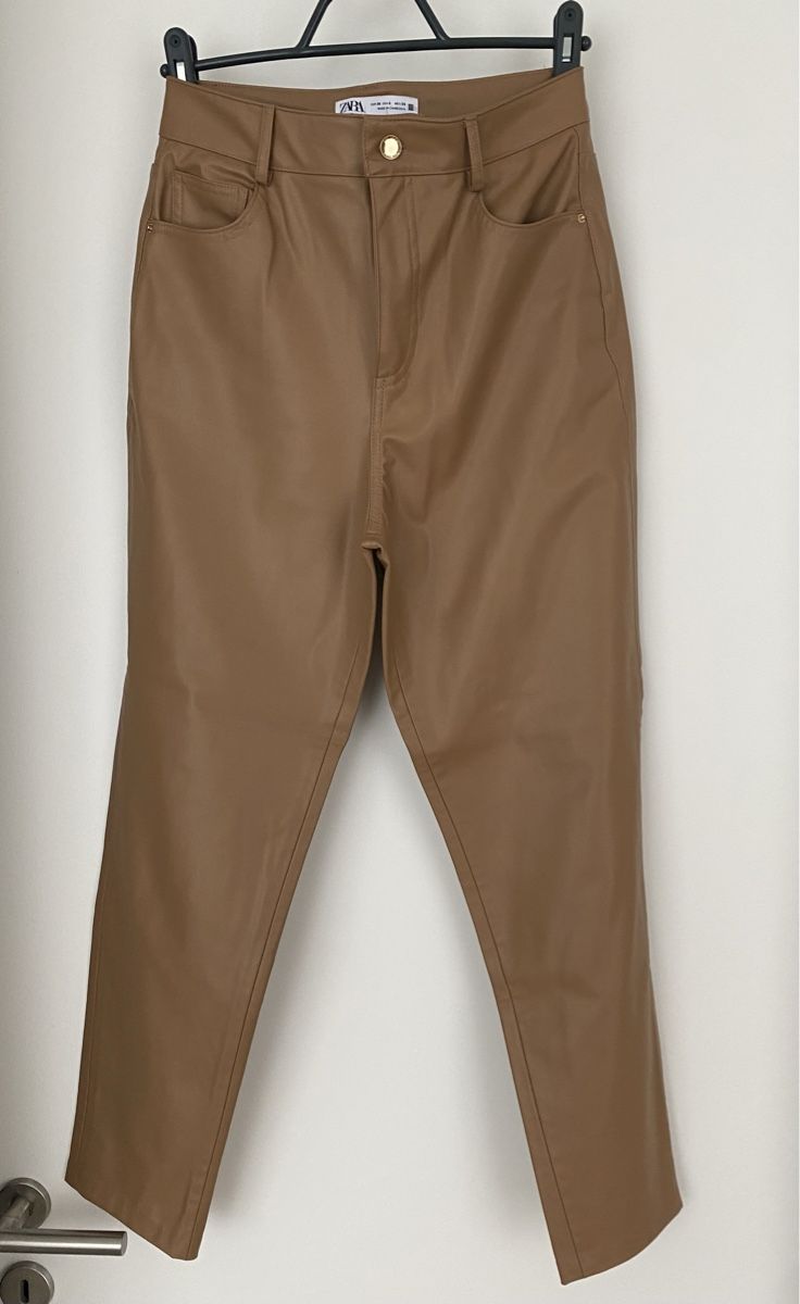 Zara Hosen: Pantalon ZARA, 38, similicuir – Neu (gemäss Beschreibung) aus Bussigny von cac_q2c6