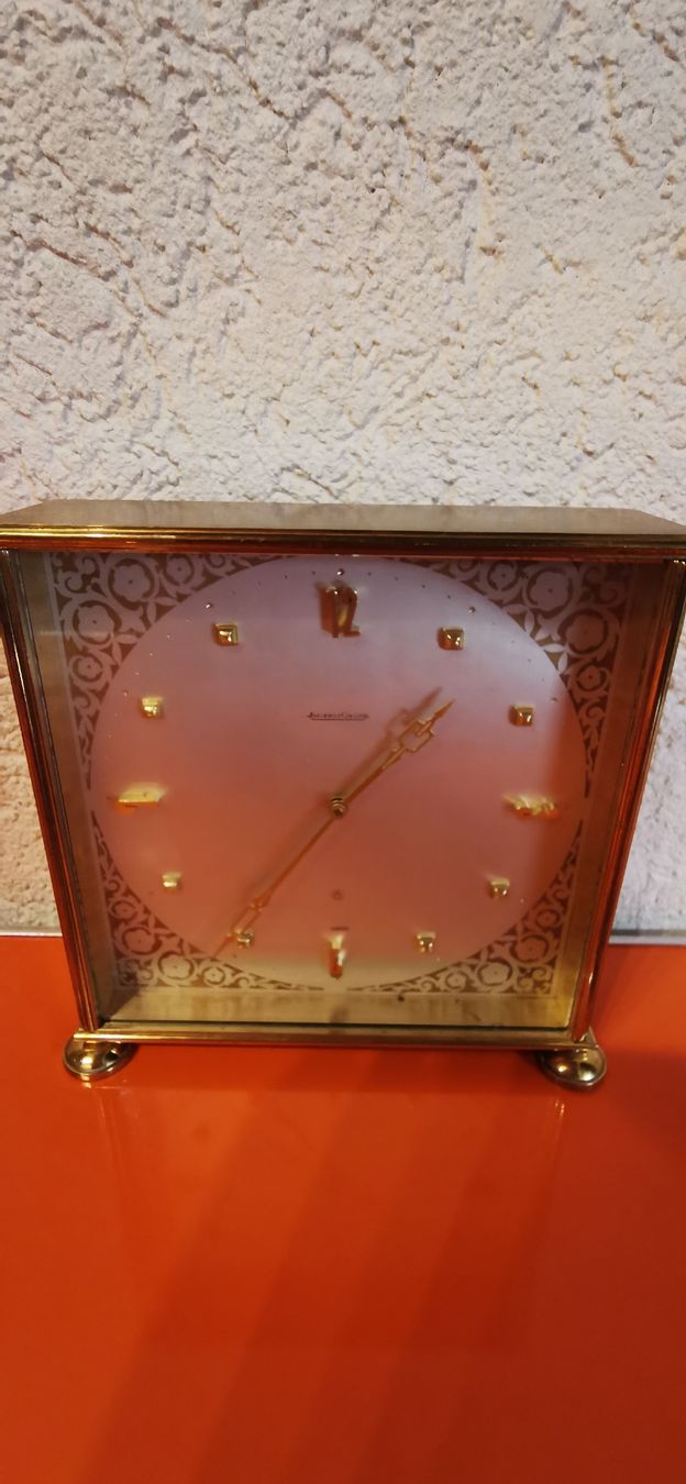 Jaeger-Lecoultre Orologi da terra & Orologi da parete: Jaeger-leCoultre Standuhr – Difettoso da St. Niklaus VS venduto da Distel60