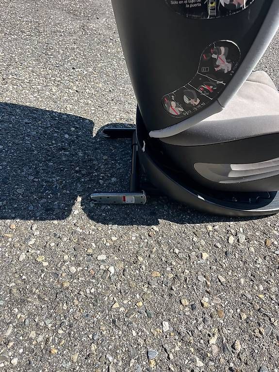 Seggiolini per auto: Siège auto Cybex Solution ISOFIX  bon état – Usato da Mont-sur-Rolle venduto da car_z85n 3