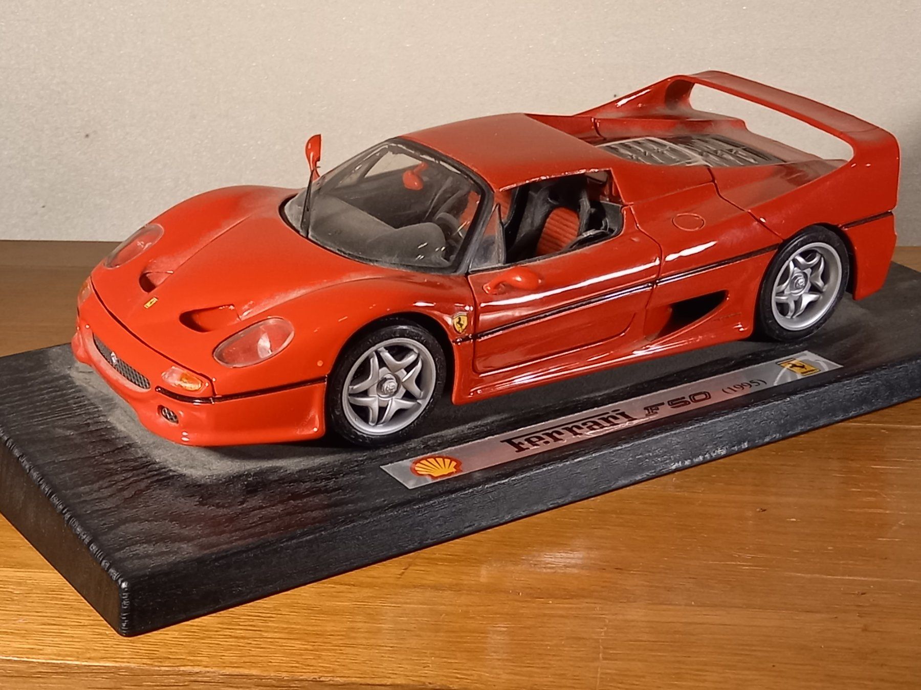 Ferrari Modellini d'auto: Modèl réduit Ferrari F50 Rouge – Usato da Ponts-de-Martel venduto da Henri-Louis