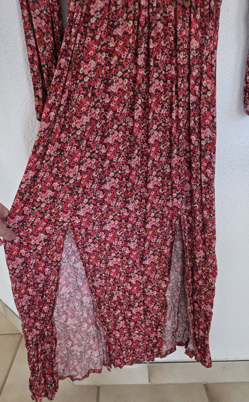 Vestiti: Rotes Sommerkleid mit Blumenmuster, Grösse one Size – Usato da Erschwil venduto da LOLOPE 1