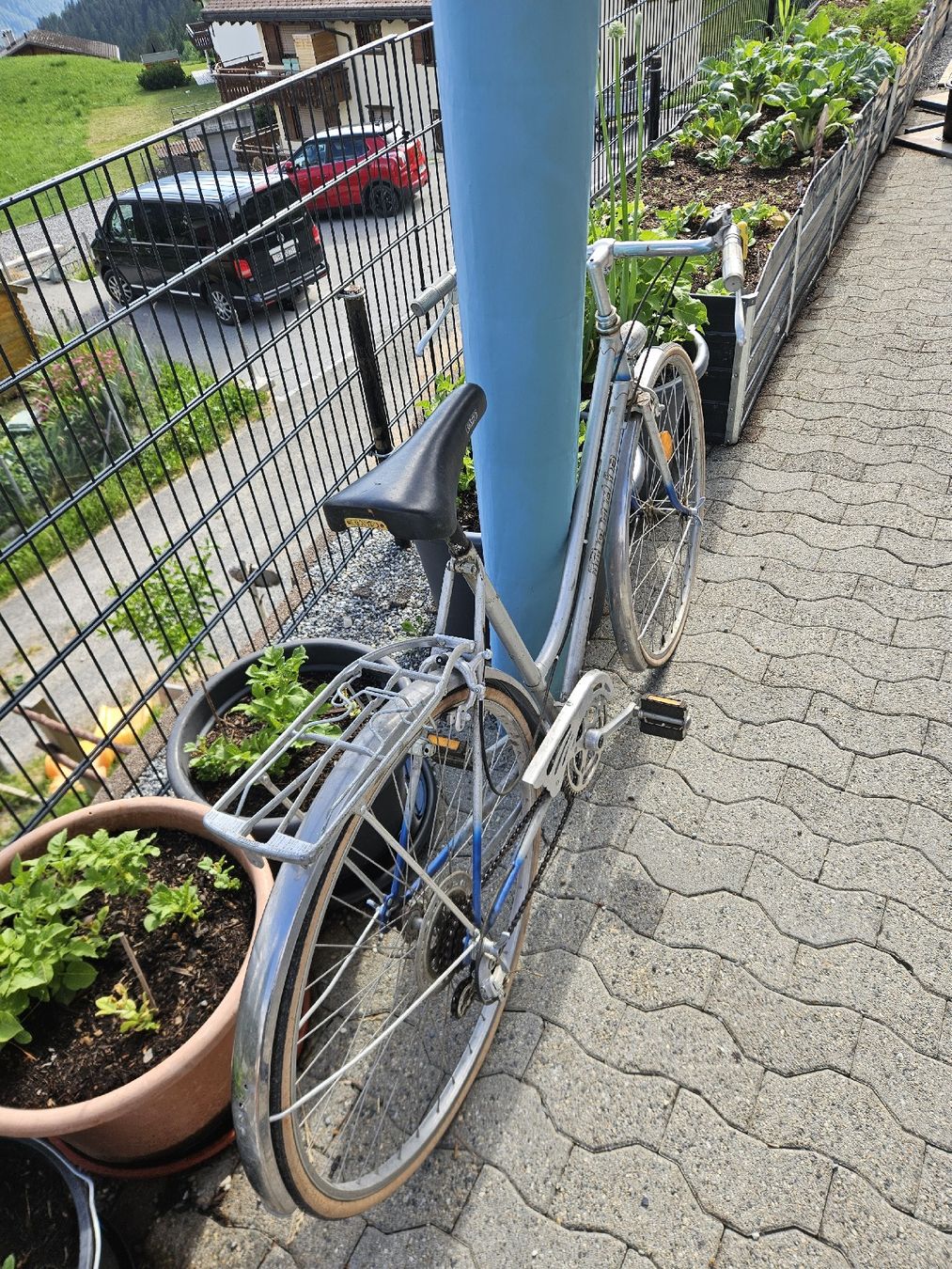 Mondia Biciclette: Altes Mondia Fahrrad – Usato da Schmitten (Albula) venduto da Punktus 1