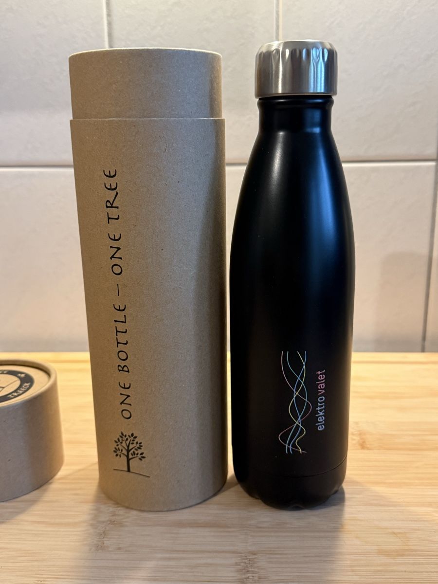Borracce & Thermos: Schwarze Trinkflasche 500ml – Nuovo (secondo la descrizione) da Basel venduto da zukk_