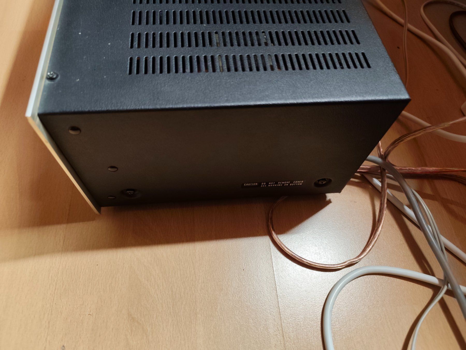 Marantz Amplificateurs: MARANTZ 1050 (Vintage) – D'occasion à Herrliberg par daniel8704 2