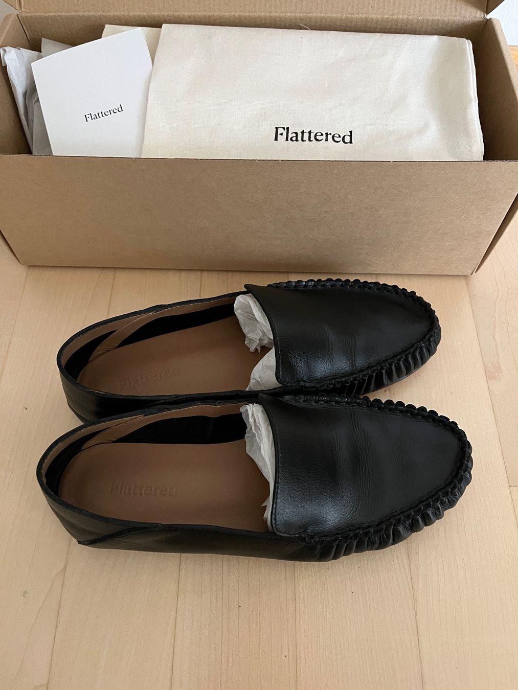Scarpe da donna: Flattered Bon Bon Black Leather Loafers – Usato da Basel venduto da 52kb 3
