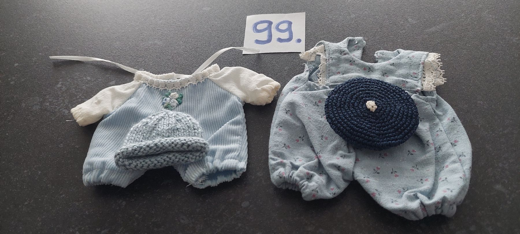 Bambole: Puppenkleidli  – Usato da Muri AG venduto da nindo1 9