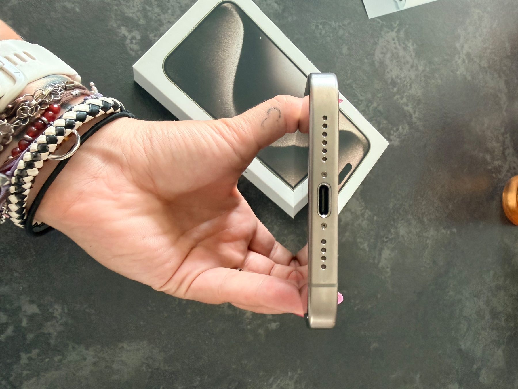 Apple Portables: Apple iPhone 15 Pro Max – D'occasion à Solothurn par jolly_vrs 5
