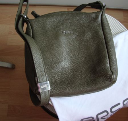 BREE * Leder * oliv