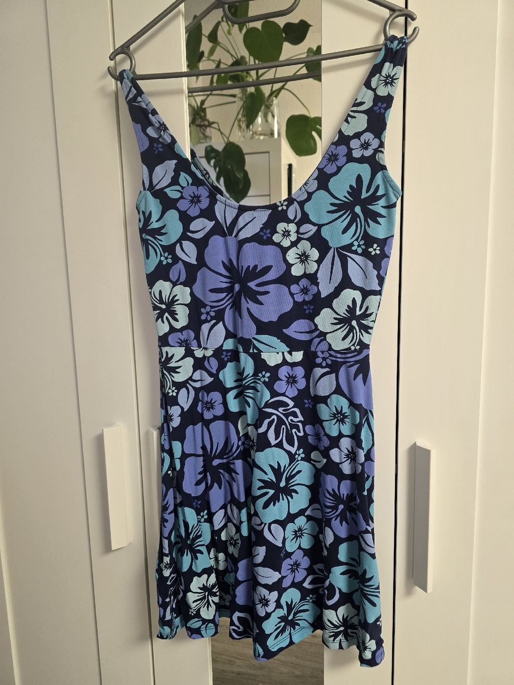 Vestiti: Kleid Gr. S Hibiskus – Usato da St.Peterzell venduto da the2ndchance