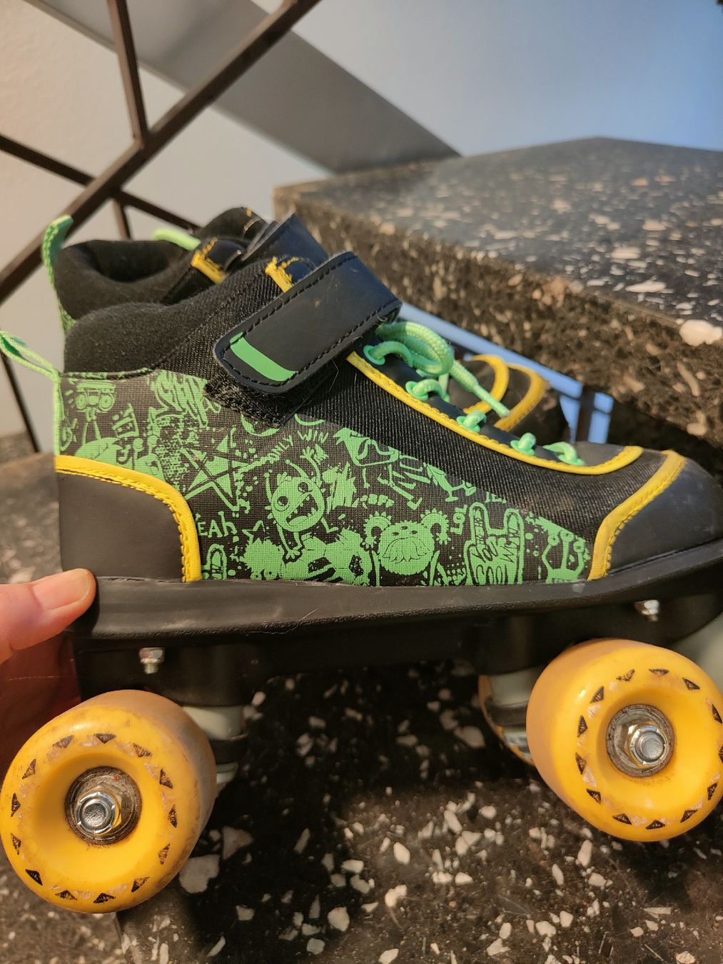 Patins à roul. & inline: Rollschuhe, Gr. 35-36 – D'occasion à Effretikon par jeb_l9k5 1
