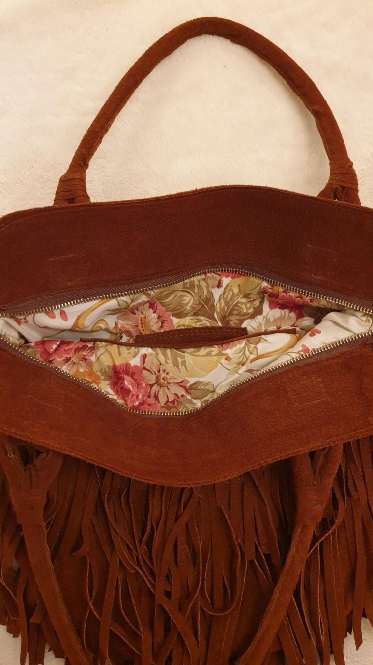 Borse da donna: Sabrina Tach /Suede Tote – Usato da Würenlos venduto da Abracadabra26 2