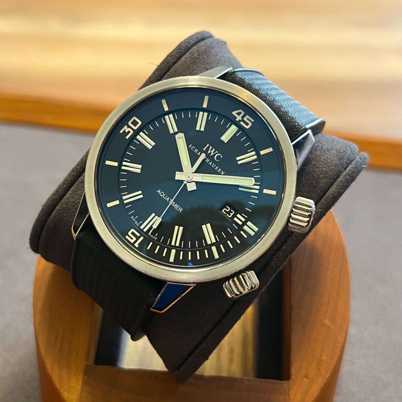 IWC Uhren: IWC Aquatimer Vintage Automatic Date IW323101 – Gebraucht aus Carouge GE von Watchaser 8