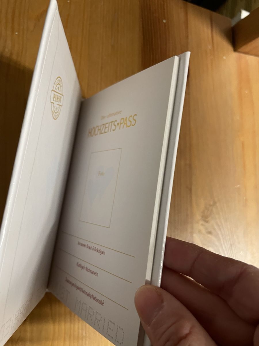 Libri: Hochzeitspass "Just Married" - Der ultimative Hochzeitsplane – Nuovo (secondo la descrizione) da Dietikon venduto da Apel 1