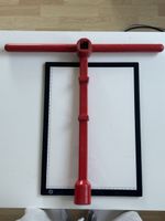 Von Roll Hydrantenschlüssel, rot (I5)