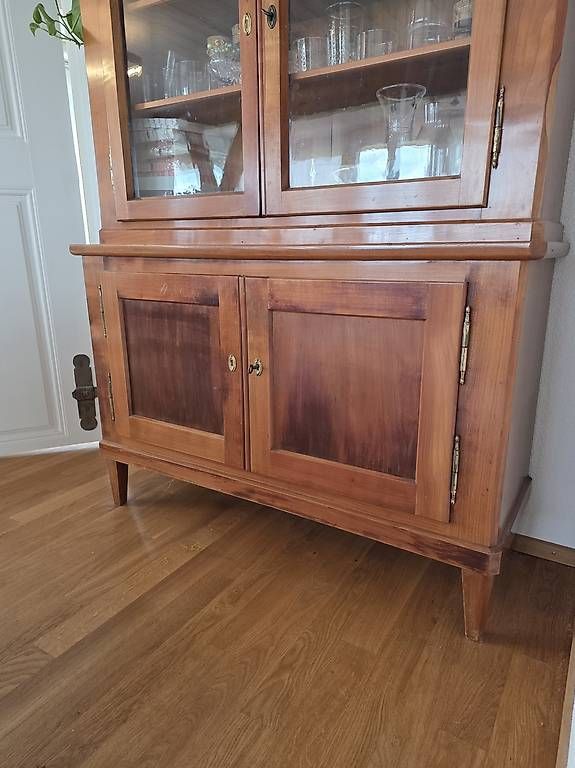 Buffets: Buffet/Vitrine antik – D'occasion à Grosshöchstetten par kids04 2