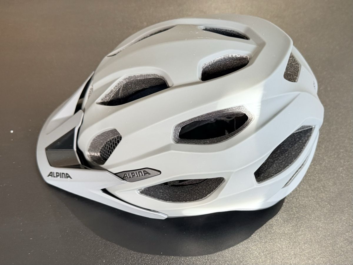 Alpina Caschi: Casque Alpina Carapax – Nuovo (secondo la descrizione) da Villars le Grand venduto da kbo_75pt