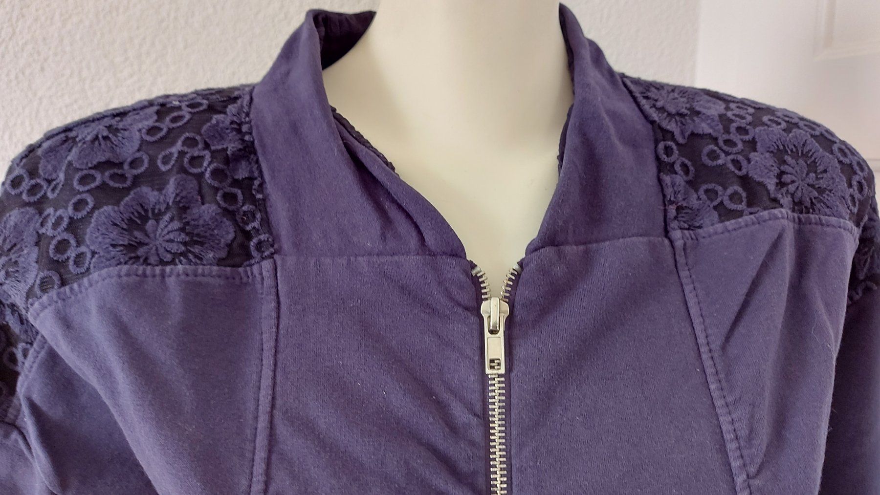 Colora Vestes: Colora Jacke gr,S Blau – D'occasion à langenthal par rundholz7 1