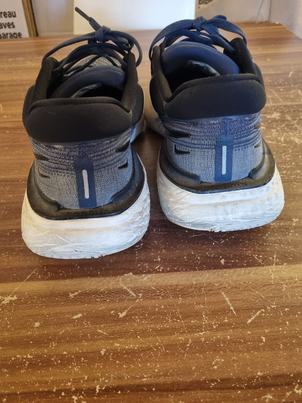 Nike Herrenschuhe: Nike invincible run 2, 46 – Gebraucht aus Bernex von couscous03 3