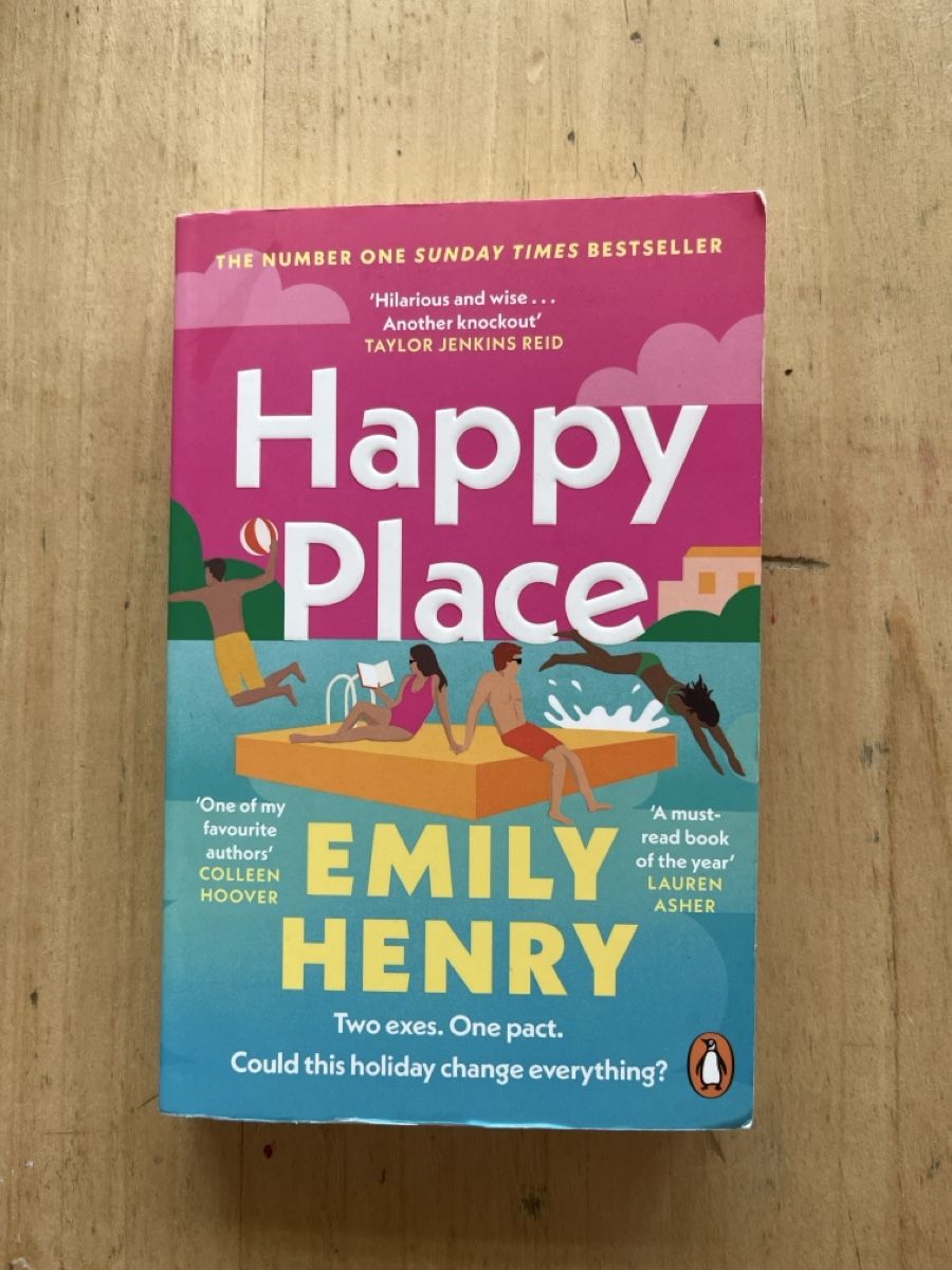 Bücher: Happy Place - Emily Henry – Gebraucht aus Sachseln von erdnussli29