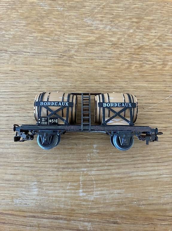 Modellini di ferrovie: Märklin H0 Güterwagen – Usato da Rapperswil SG venduto da viv_sz77